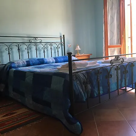 Alloggio per agriturismo La Grotta Del Tesoro Santadi